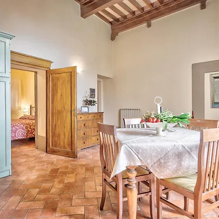 Piccola Corte - Together In Tuscany 哥尔顿