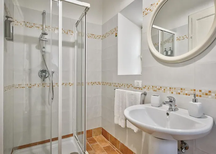 Piccola Corte - Together In Tuscany * 哥尔顿